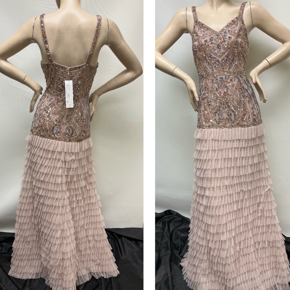 Aidan Mattox 💕BLUSH 💕beaded V-Neck shutter sleeveless long gown